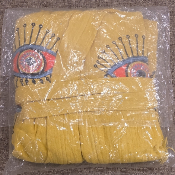 Cotton Turkish Robe - Yellow Handmade Evil Eye Pattern - Soft & Lightweight - Picture 4 of 4